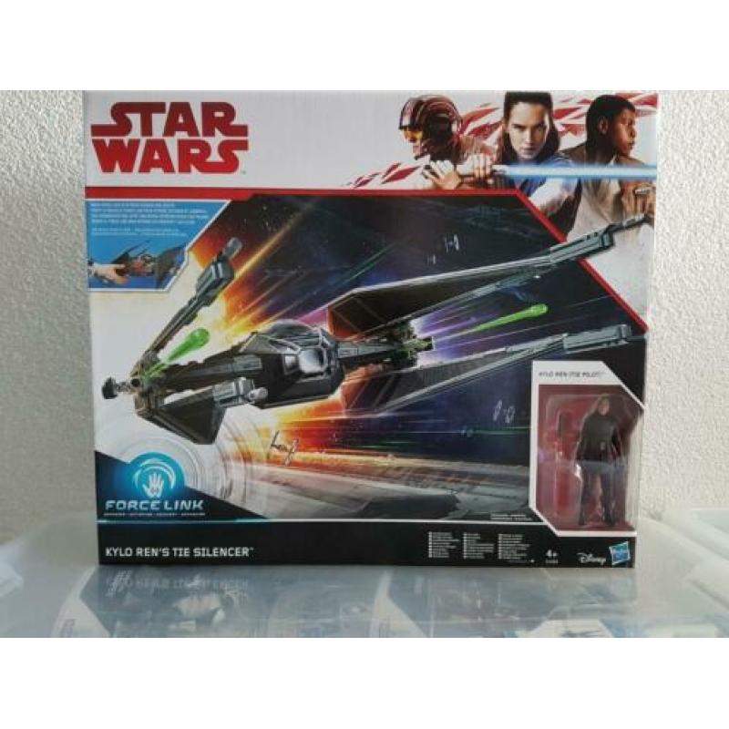 -20% Star Wars Force Link Kylo Ren's TIE Silencer with Kylo