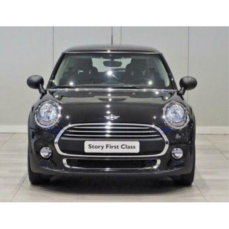 MINI Hatchback Business 3 deurs / Airconditioning / Navigati