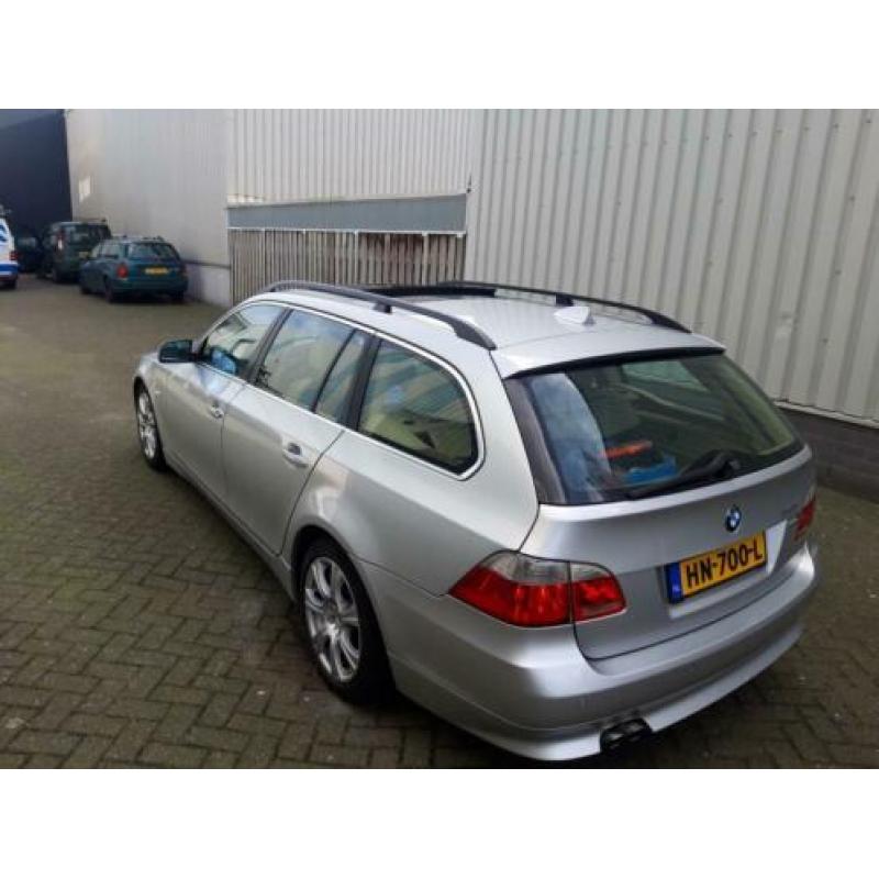 BMW 5-Serie 2.5 D 525 Touring AUT 2005 Grijs