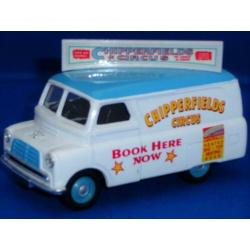 Chipperfields Bedford Booking Vehicle 96905 van CORGI 1/43