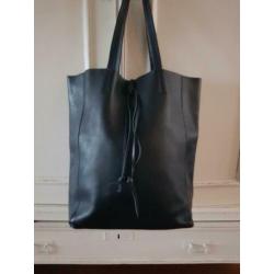 Stevige donkerblauwe echt leren shopper !!!