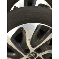 4 Michelin Zomerbanden 195/55 R16 lichtmetalen velgen! DS3