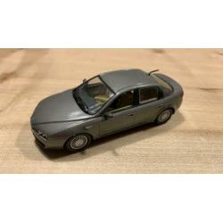 Alfa Romeo 159 Q4 3.2 JTS V6 Grijs metallic Metro 1:43