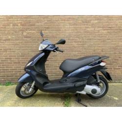 Piaggio New Fly 125 2015 11731km 3 maanden Bovag garantie