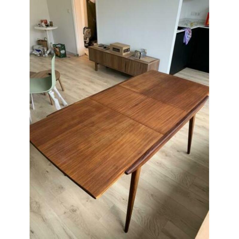 Louis van Teeffelen Webe uitschuifbare eettafel vintage