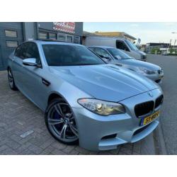 BMW 5-serie M5 M5 4.4 V8 560PK SPORT 2012 SCHUIF-DAK! VOL-LU