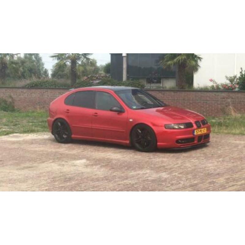 Seat Leon 1.8 20VT 132KW 2004 Rood