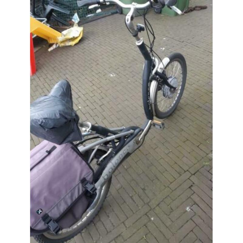 Een goede balance fiets rijd uitstekeind rond de€ 350