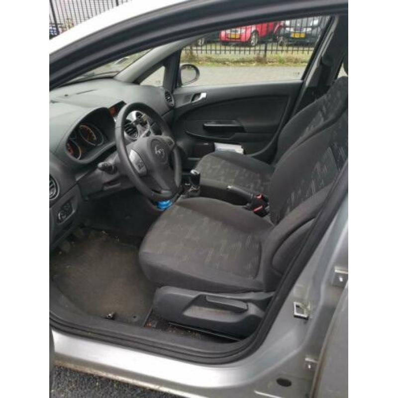 Opel Corsa 1.2 16v Berlin (Airco/LMV/NL AUTO!) (bj 2013)