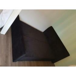 Bed Boxspring 180x200 met hoofd en voet kussen