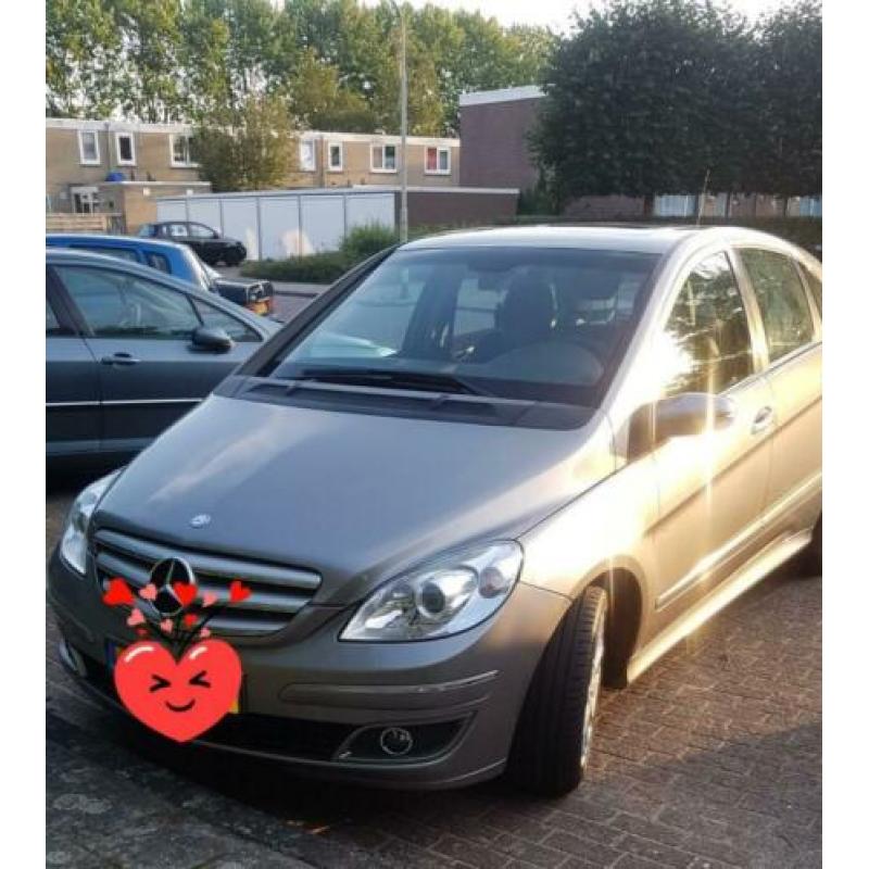 Mercedes B-Klasse 2.0 B200 Turbo 5DRS 2006 Grijs 266680 km