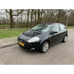 Fiat Punto 1.4 5DR 2007 Zwart APK, AIRCO, CRUISE C, ELEK R