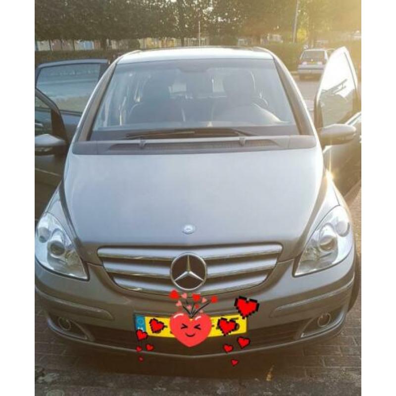 Mercedes B-Klasse 2.0 B200 Turbo 5DRS 2006 Grijs 266680 km