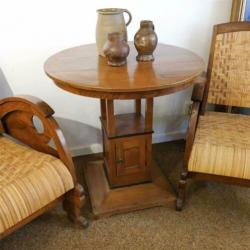 Art deco set met twee stoelen en tafeltje