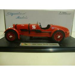 Aston Martin Le Mans 96 rood 1934 Siganture 1:18 KRD