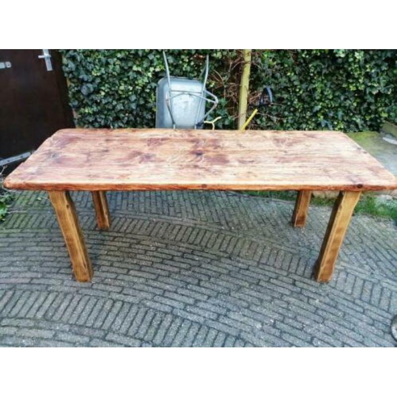 Authentieke eiken houten tafel