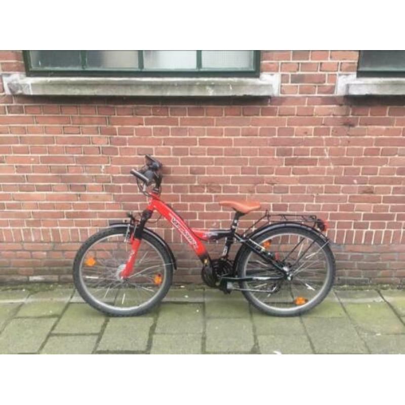 Jongensfiets D4 rock 24 inch banden 21 versnelling