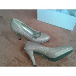 Schoenen, goud met glitter