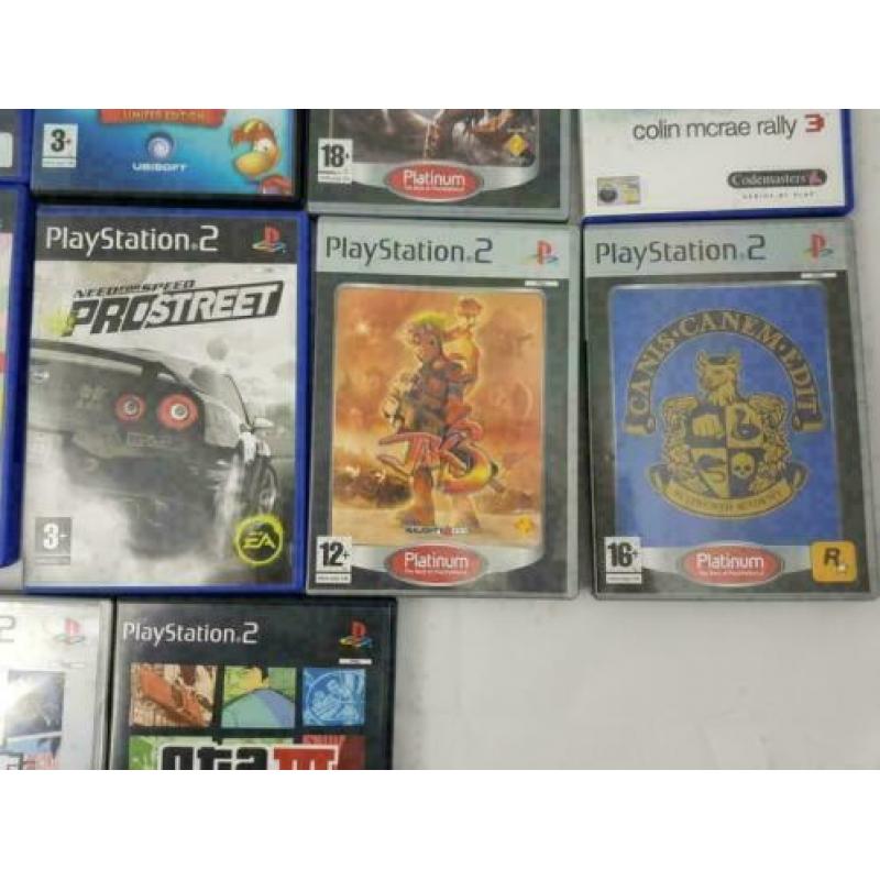 Lot van 12 PS2 games