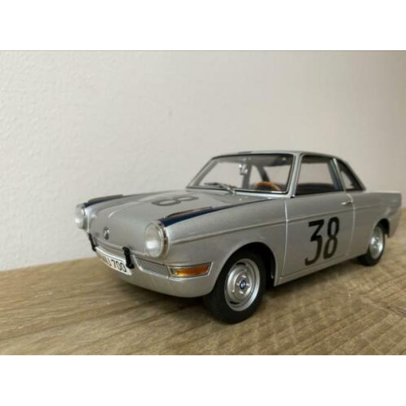 1:18 BMW 700 Rennsport #38 H.J. Stück 1960 Autoart / JJTOP