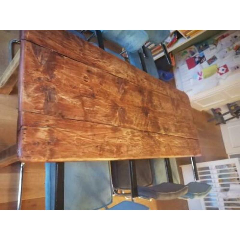 Authentieke eiken houten tafel