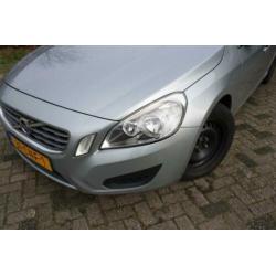 Volvo S60 2.0 D3 Momentum LEDER NAVI (bj 2011)