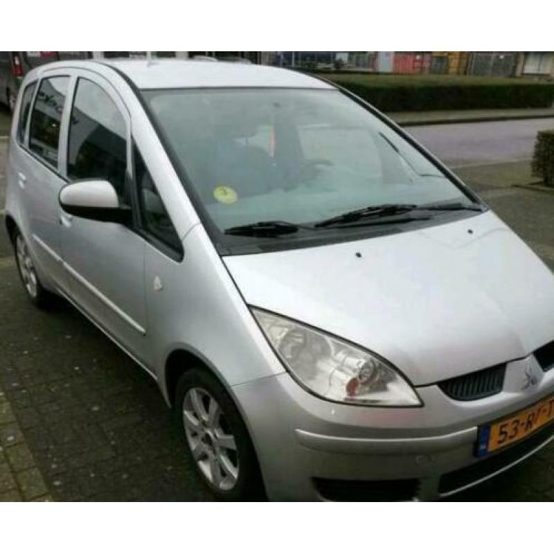 Mitsubishi Colt 1.5 Di-d HP 2005 /APK/Nap/Airco/trekhaak/