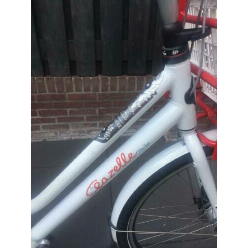 Gazelle transportfiets wit Miss Grace "Holland" met xtra's