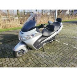 Nette Suzuki Burgman 400 AN automaat