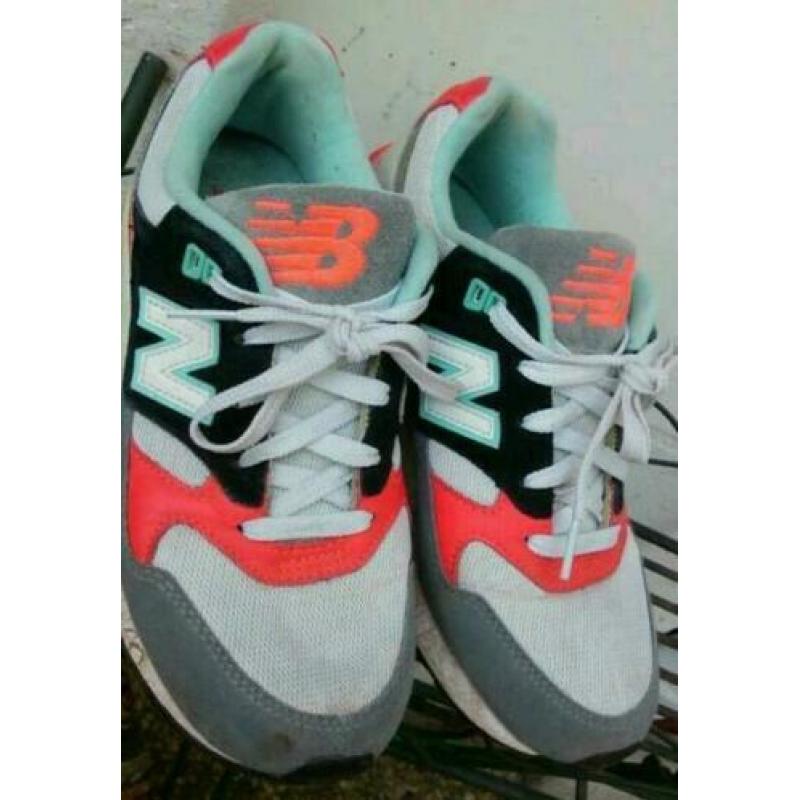 Gekleurde sportschoenen NEW BALANCE mt. 40.