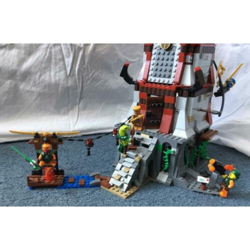 Lego Ninjago (70594) Belegering van de vuurtoren