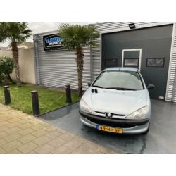 Peugeot 206 1.1 XR