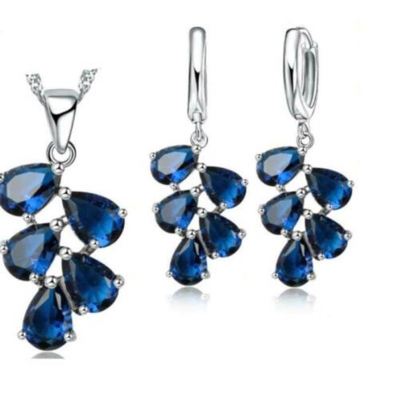 Mooie 925 Sterling Zilveren Set met Blauwe Zirkonia Nieuw