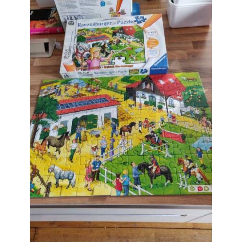 Tiptoi puzzels, boeken,spellen en 2 stiften met 1 oplader.