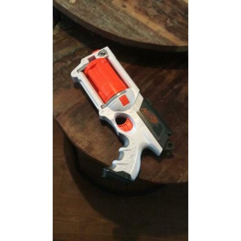 Nerf pistool