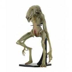 Alien Resurrection Deluxe Action Figure Newborn 28 cm