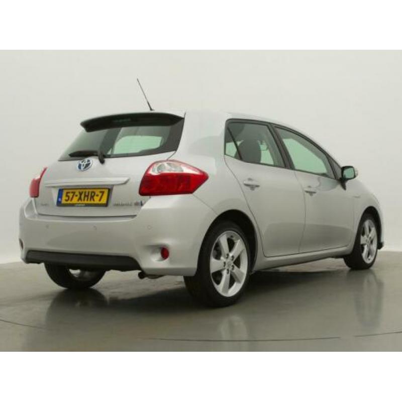 Toyota Auris 1.8 Full Hybrid Dynamic (bj 2011, automaat)