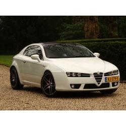 Alfa Romeo Brera 1.7 T SkyWindow 1750 235PK/NavCarplay/19inc