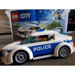 Lego city 60239. Politie auto.