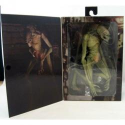 Alien Resurrection Deluxe Action Figure Newborn 28 cm