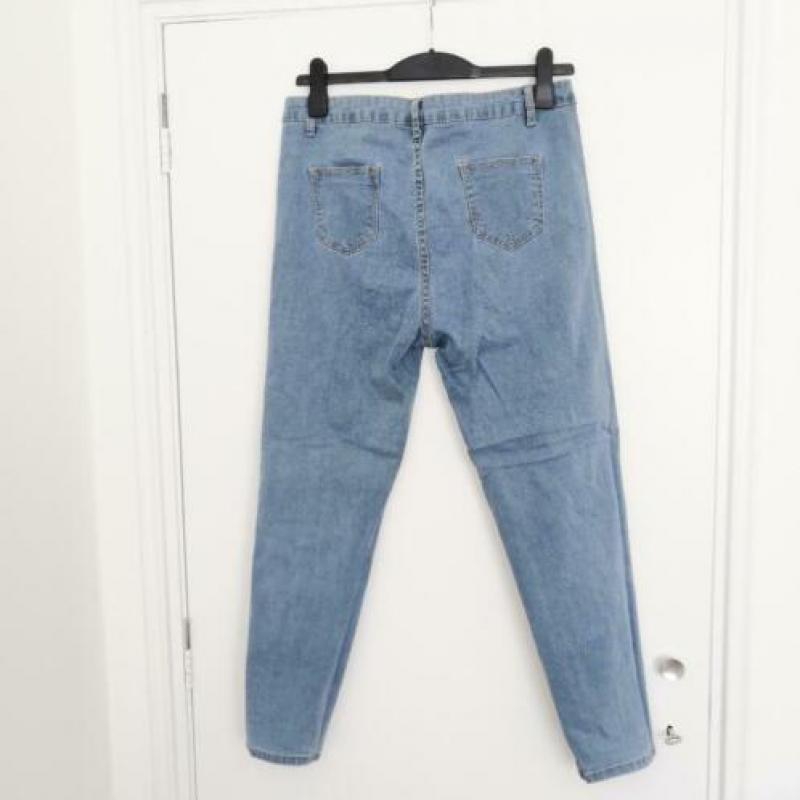 Licht blauwe high waisted stretch jeans (easy jean lookalike