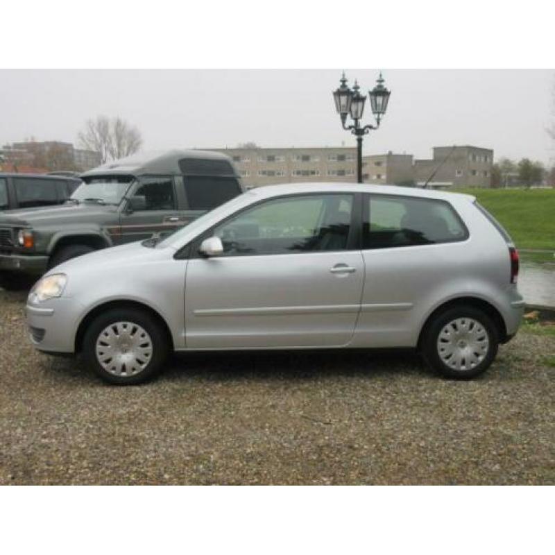 Volkswagen Polo 1.4-16V Turijn - Airco (bj 2006)