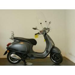 Vespa Sprint S Matgrijs 25 km/h 4-takt Occassion