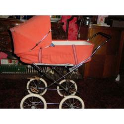 Poppenwagen / kinderwagen. Jaren '50 - '60.