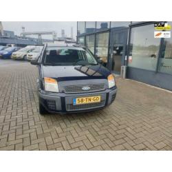 Ford Fusion 1.4-16V Champion