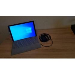 Microsoft Surface Pro, i5, 8GB ram, 256GB ssd 4G/LTE, ZGAN