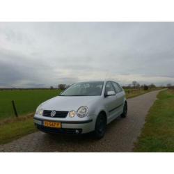 Volkswagen Polo 75 1.4 Comfortline 2002 Grijs