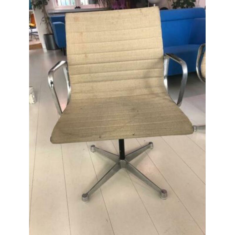 Eames EA116 Herman Miller 2