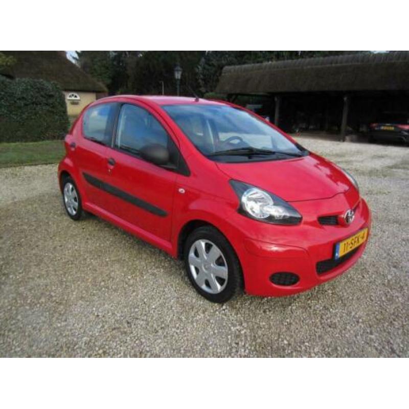 Toyota Aygo 1.0-12V Now Airco 1e eig dealer onderh.