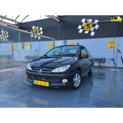 Peugeot 206 1.4 XS Premium LEER AIRCO, APK 02-2021